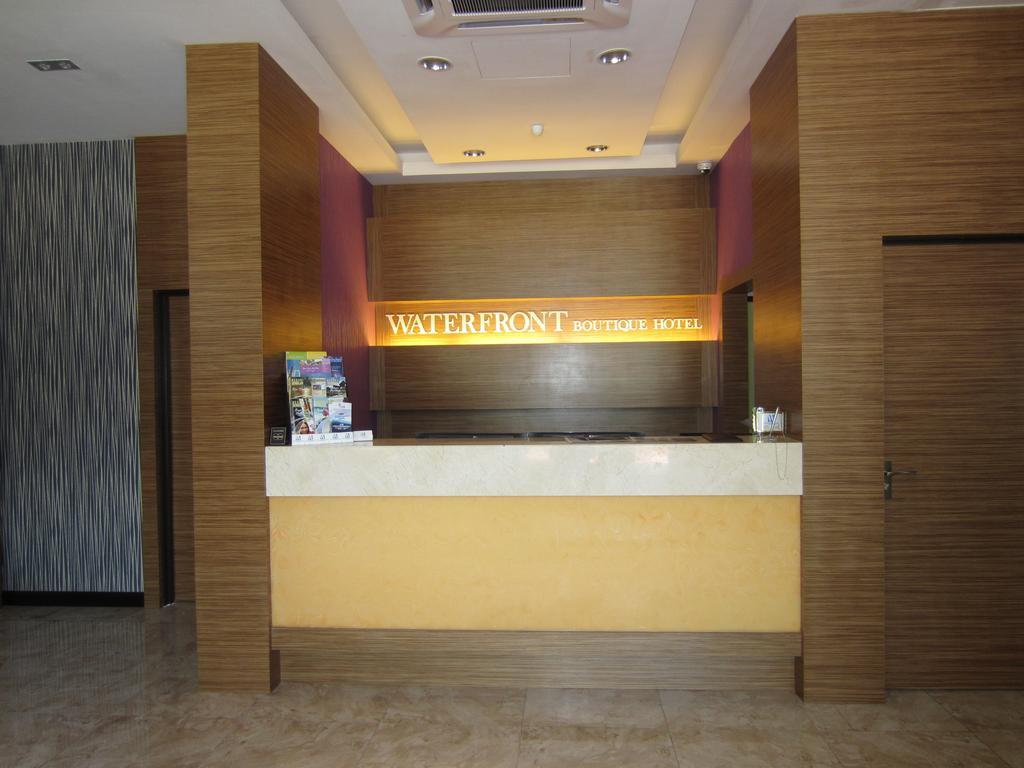 Waterfront Boutique Hotel Port Dickson Kültér fotó