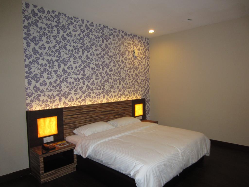 Waterfront Boutique Hotel Port Dickson Kültér fotó