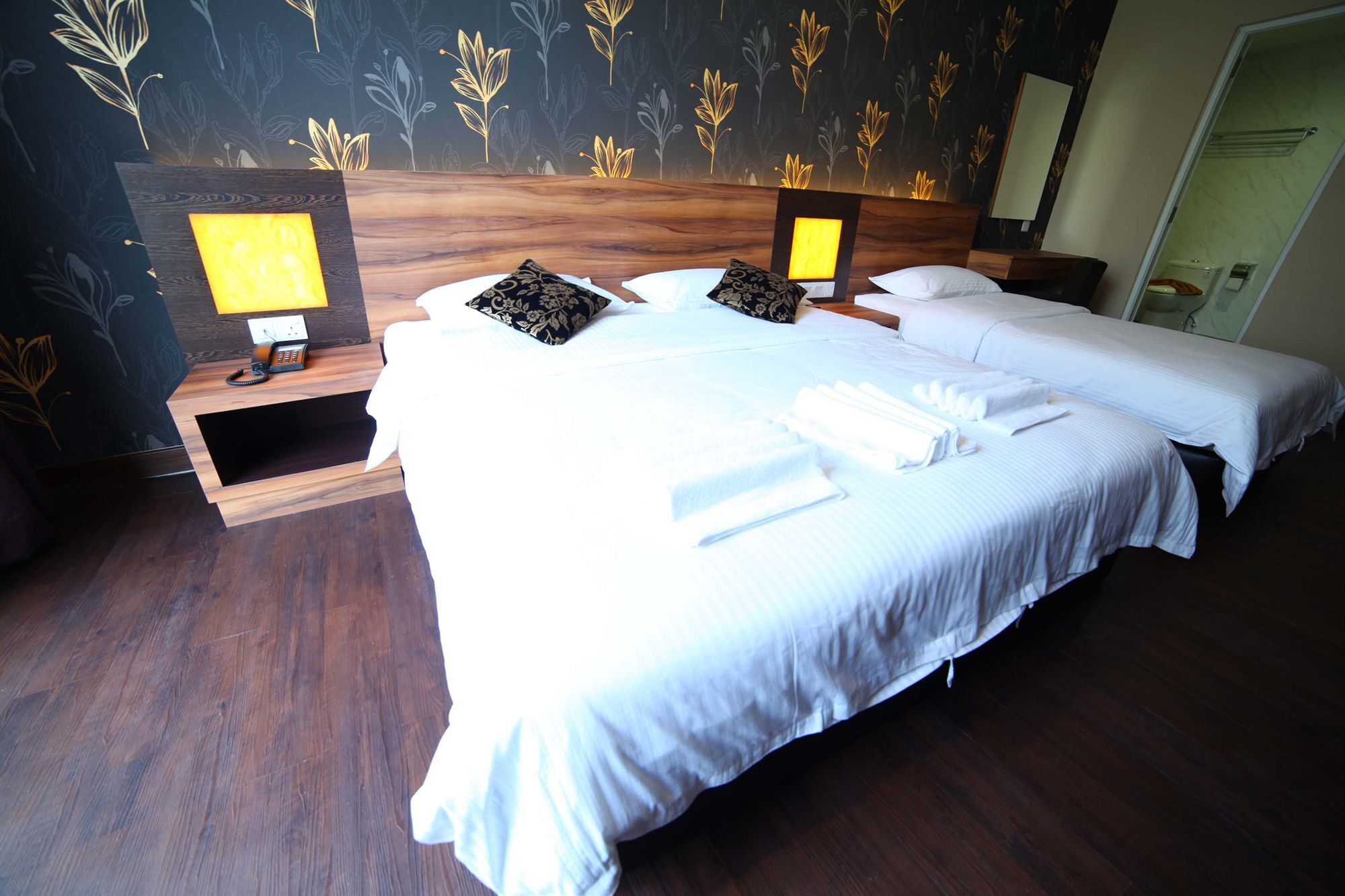 Waterfront Boutique Hotel Port Dickson Kültér fotó