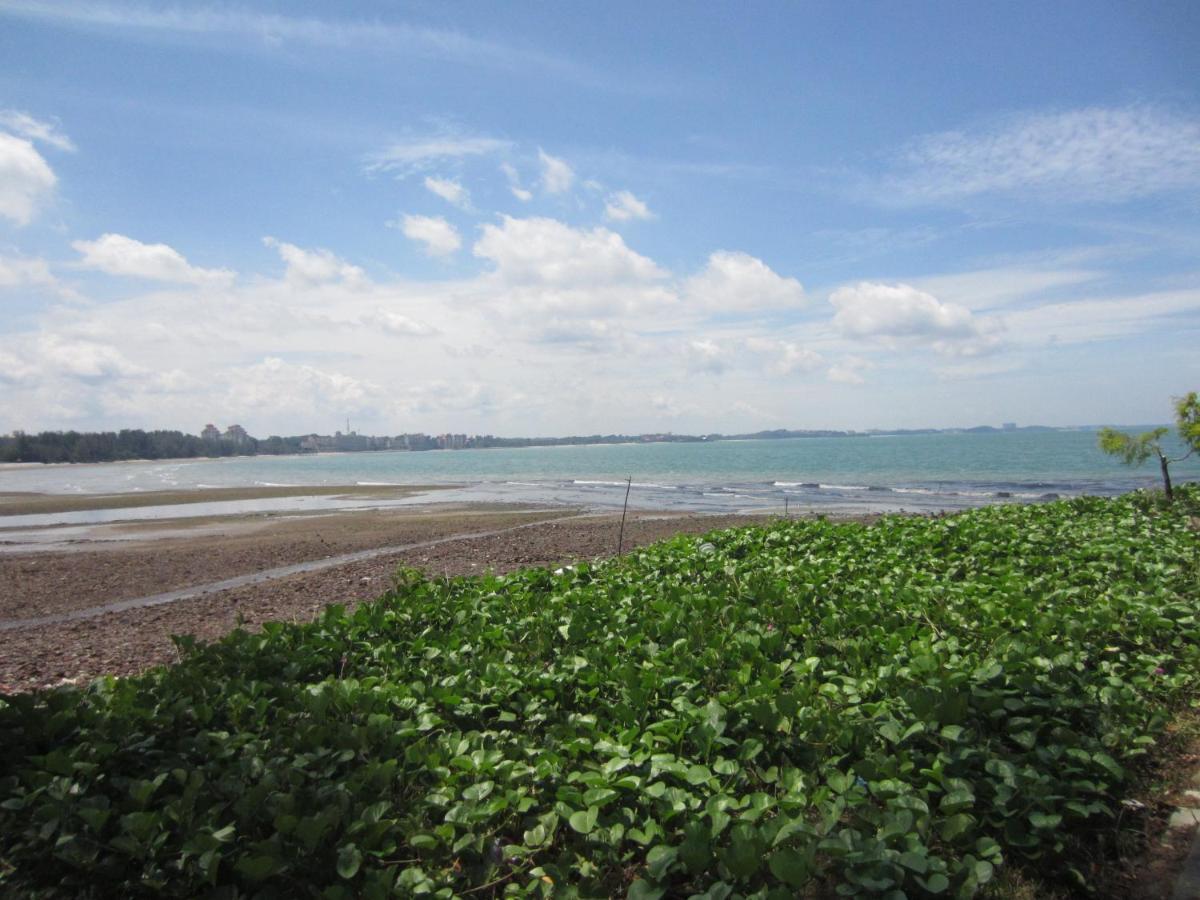 Waterfront Boutique Hotel Port Dickson Kültér fotó